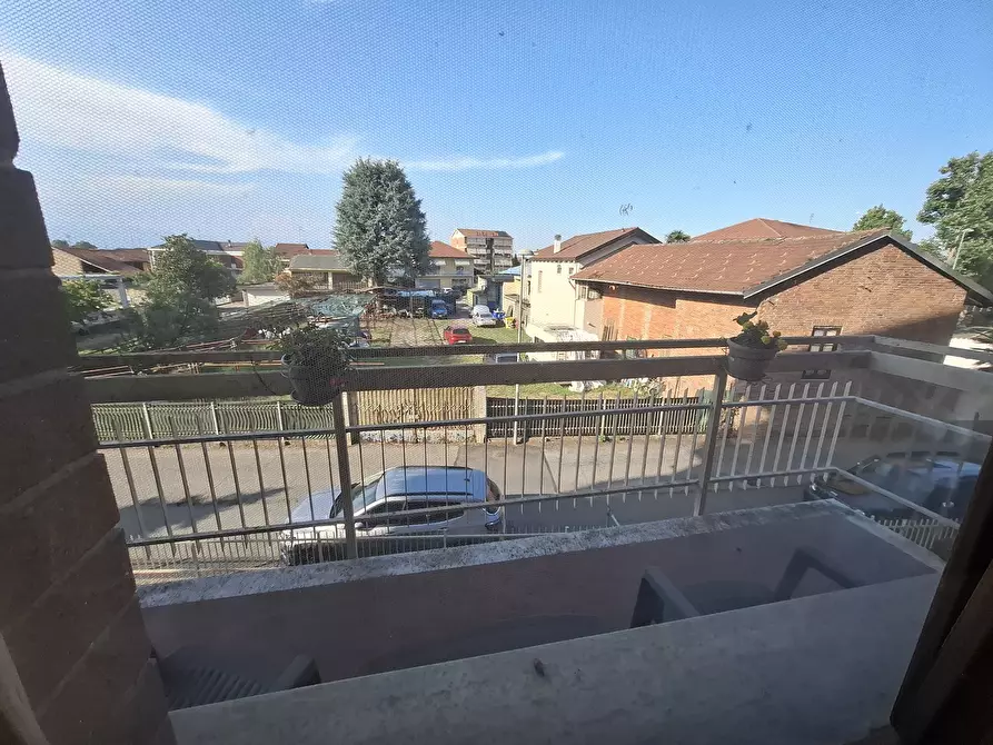Immagine 18 di Bilocale in affitto  in Via Dante Alighieri 1 a Volpiano