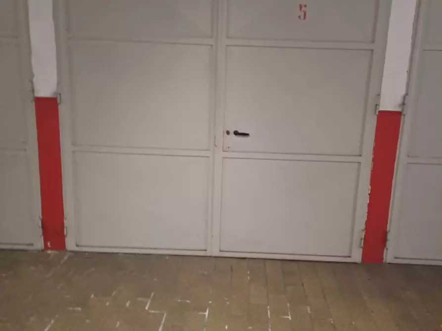 Immagine 23 di Bilocale in affitto  in VIA COSMO 6 a Torino