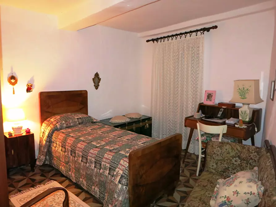 Immagine 12 di Quadrilocale in vendita  a Vezzano Ligure