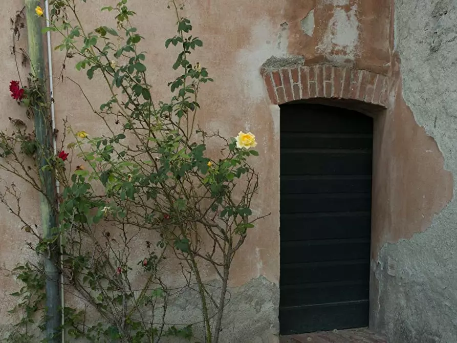 Immagine 23 di Villa in vendita  a Sarzana