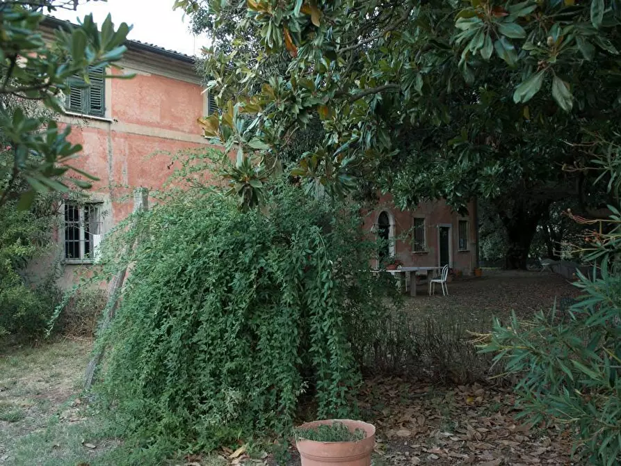 Immagine 64 di Villa in vendita  a Sarzana