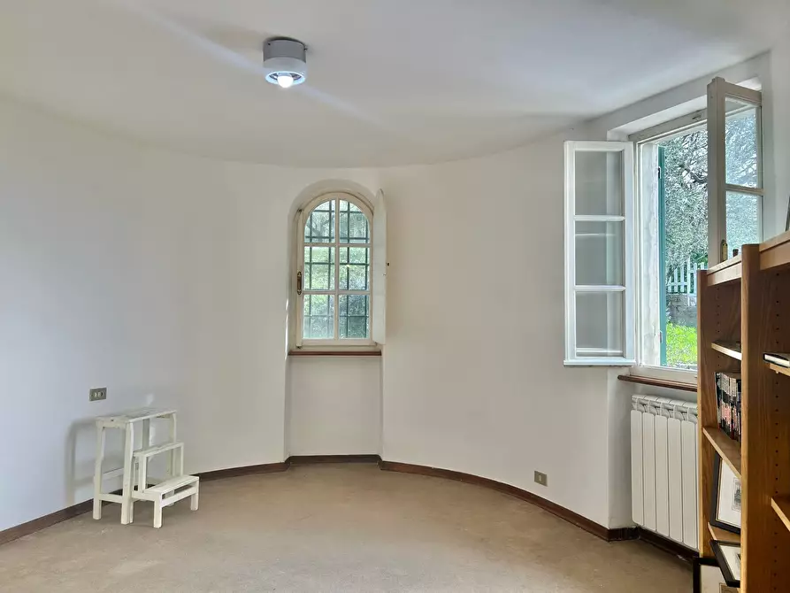 Immagine 66 di Casa indipendente in vendita  a Castelnuovo Magra