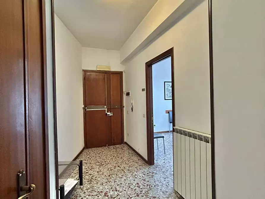 Immagine 2 di Quadrilocale in vendita  a Sarzana