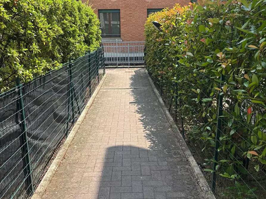 Immagine 34 di Bilocale in vendita  a Parma