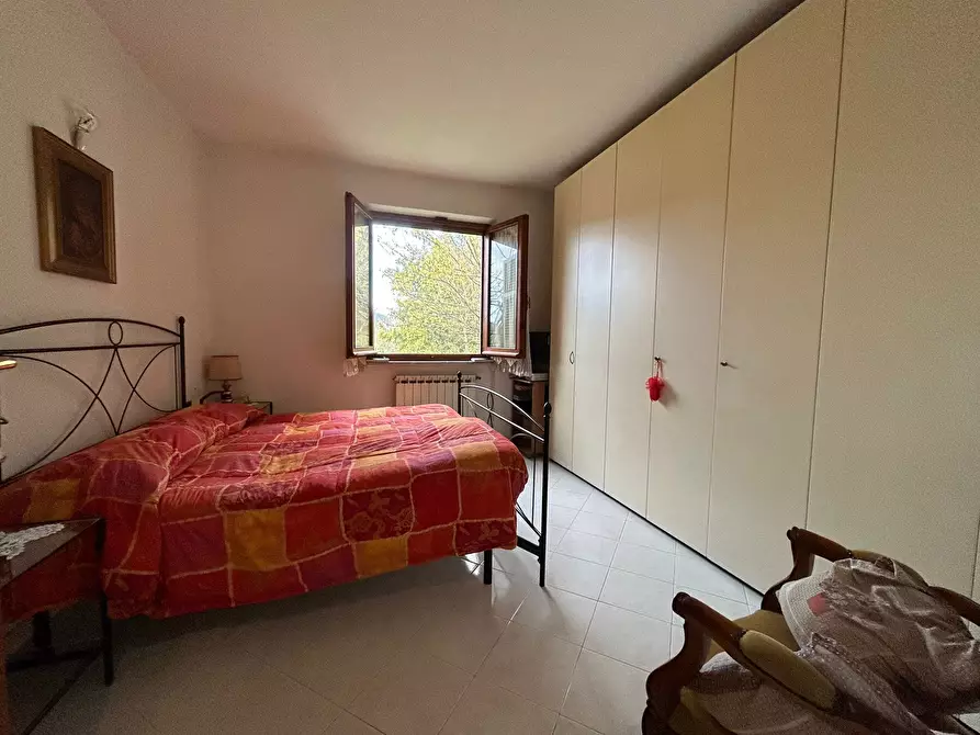 Immagine 9 di Casa indipendente in vendita  a Sarzana