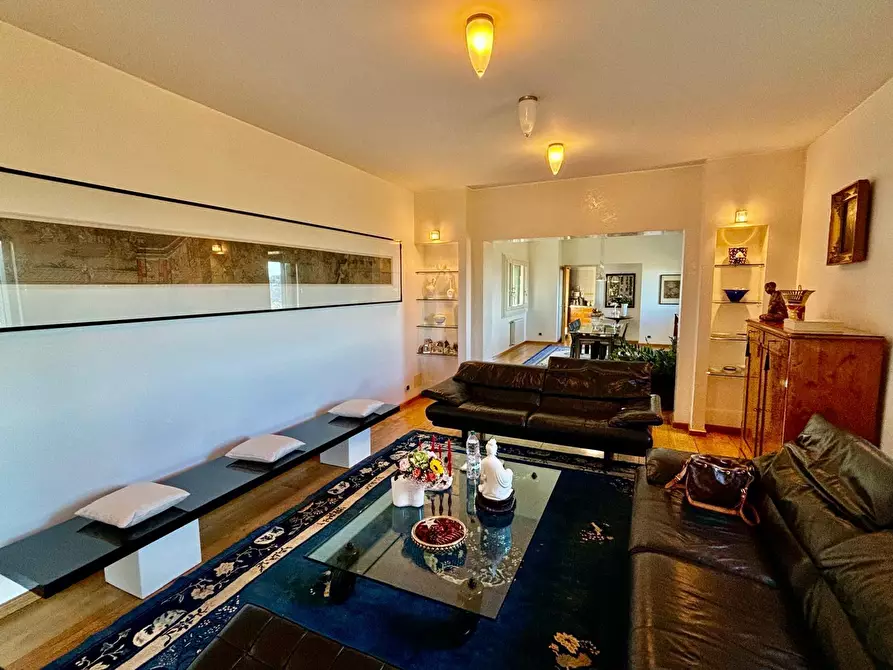 Immagine 60 di Villa in vendita  a Sarzana