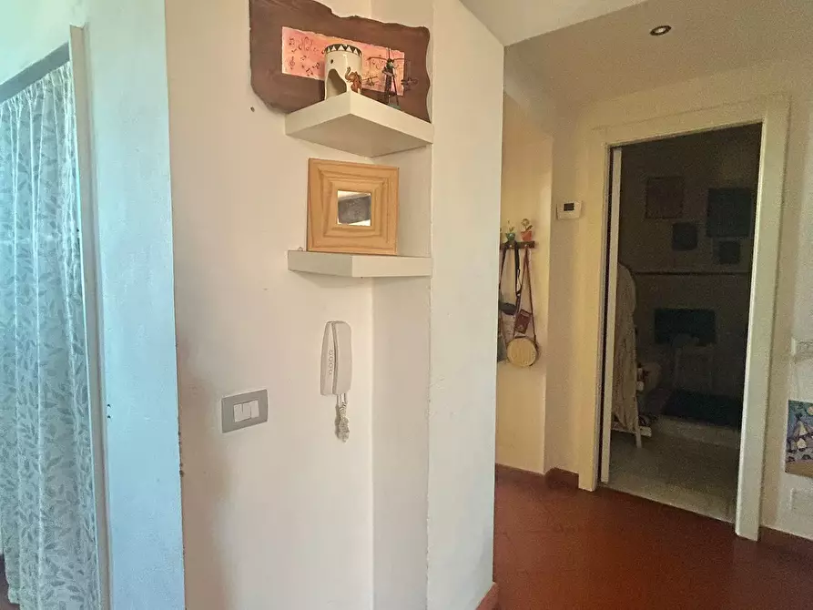 Immagine 22 di Pentalocale in vendita  a Sarzana