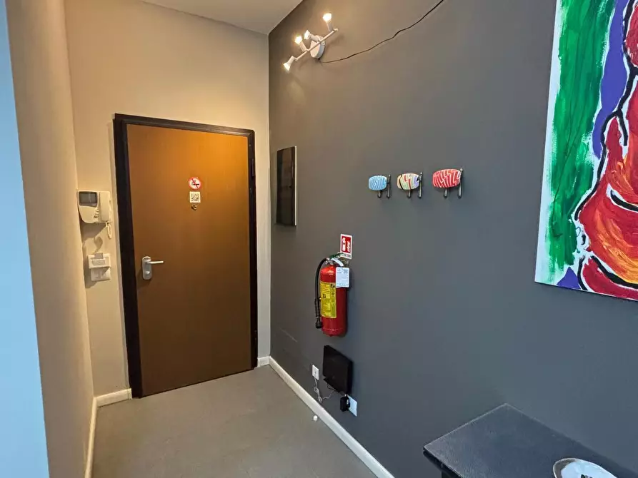 Immagine 15 di Trilocale in affitto  a Sarzana