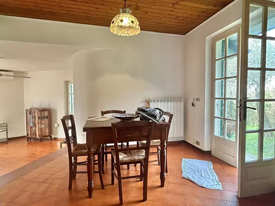 Immagine 54 di Casa indipendente in vendita  a Castelnuovo Magra