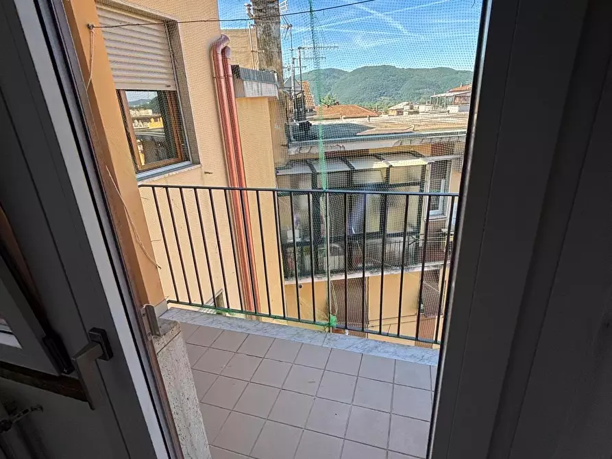 Immagine 20 di Attico in affitto  a Sarzana