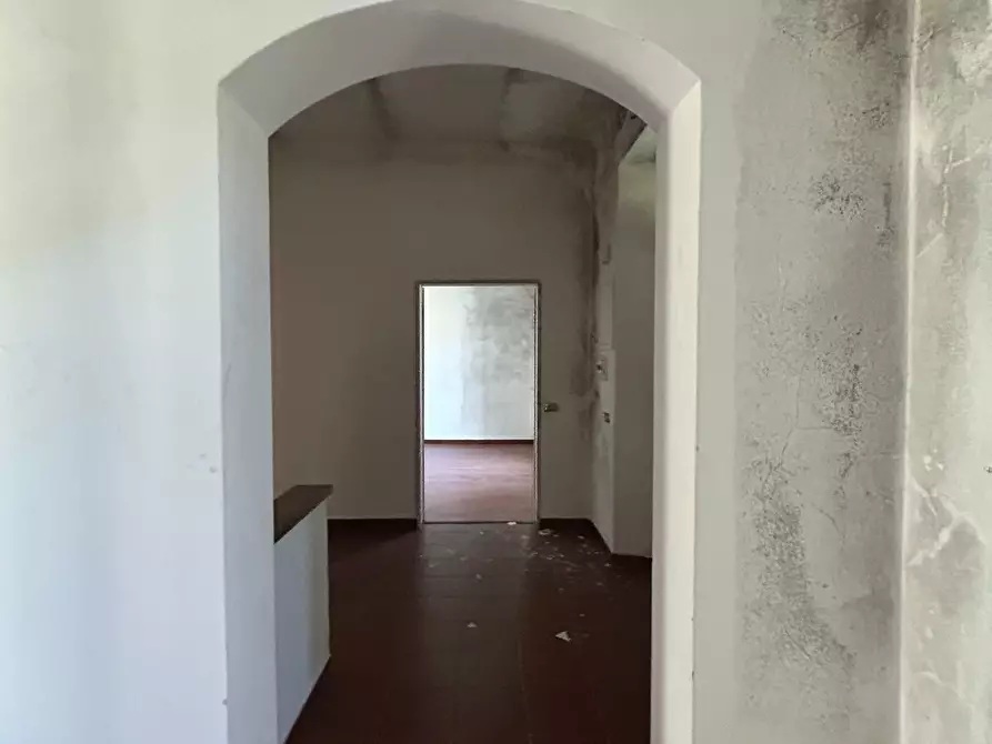Immagine 41 di Casa indipendente in vendita  a Sarzana