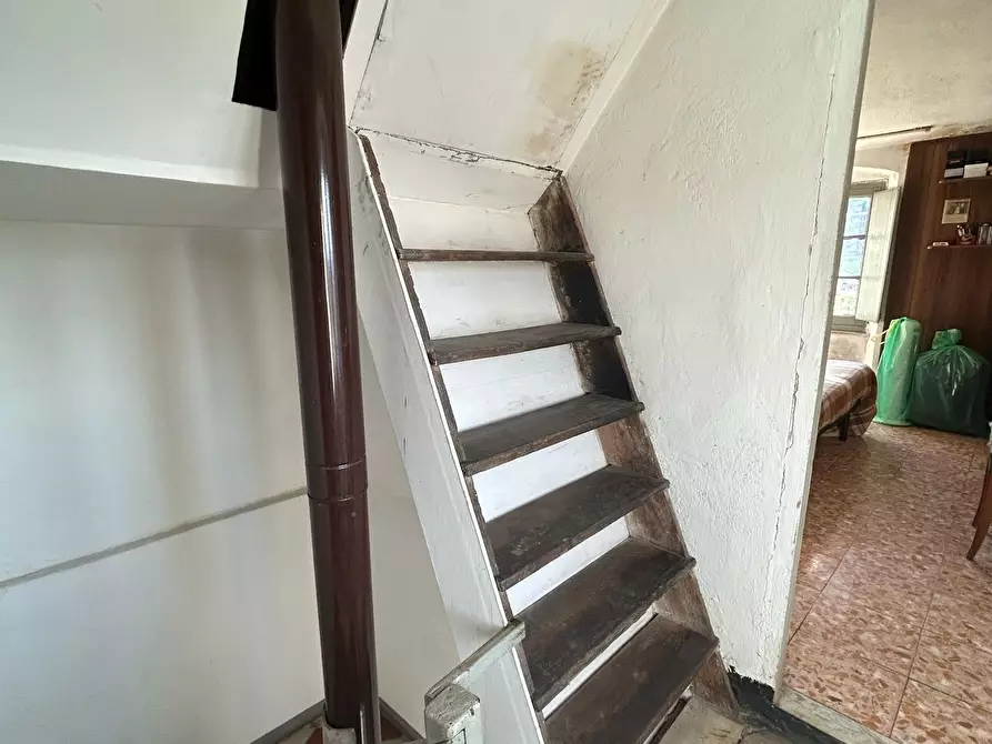 Immagine 18 di Rustico / casale in vendita  a Castelnuovo Magra