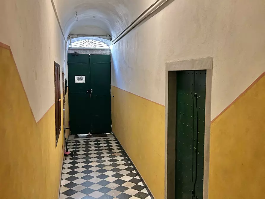 Immagine 25 di Quadrilocale in vendita  a Sarzana