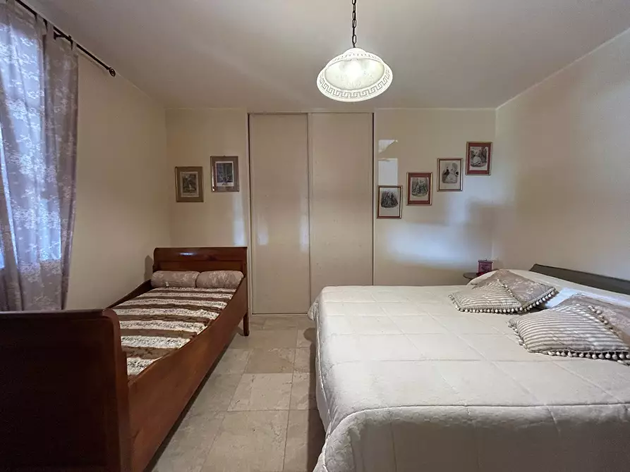 Immagine 40 di Villa in vendita  a Sarzana