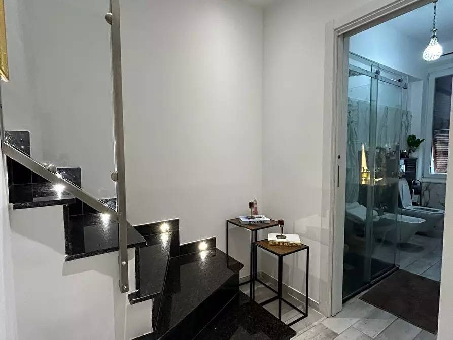 Immagine 20 di Attico in vendita  a Sarzana