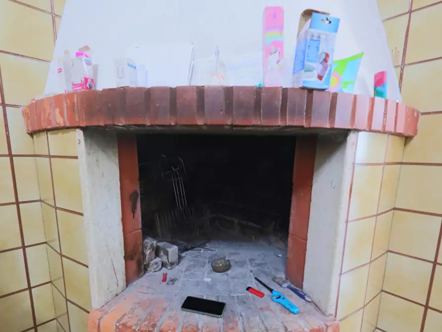 Immagine 14 di Trilocale in vendita  in Via Calata Livezza 24 a Taranto