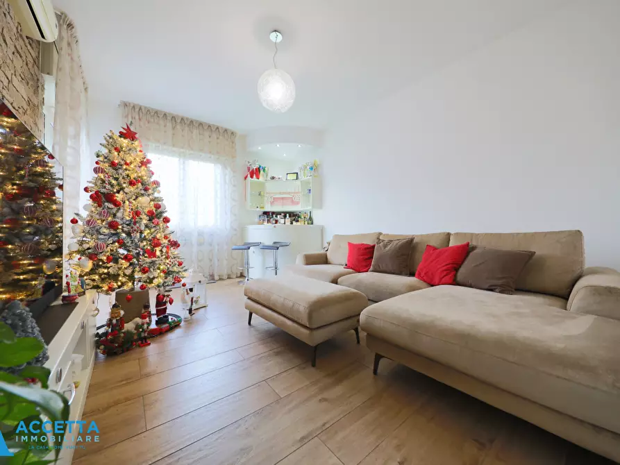 Immagine 1 di Trilocale in vendita  in Corso Italia 370 a Taranto