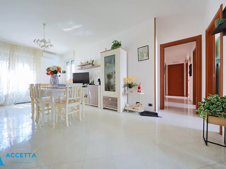 Immagine 1 di Quadrilocale in vendita  in Via Giovanni Borraccino 8 a Taranto