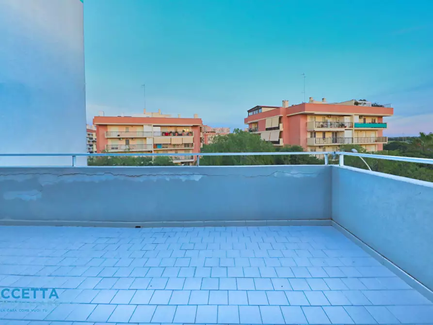 Immagine 9 di Trilocale in vendita  in Via Lago di Lugano 24 a Taranto