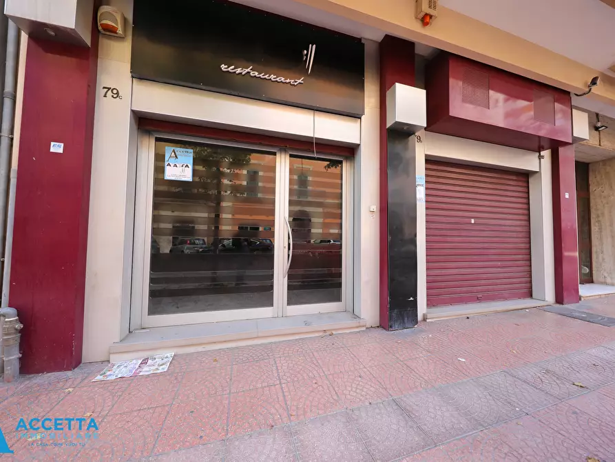 Immagine 16 di Locale commerciale in affitto  in Corso Umberto I 79 a Taranto