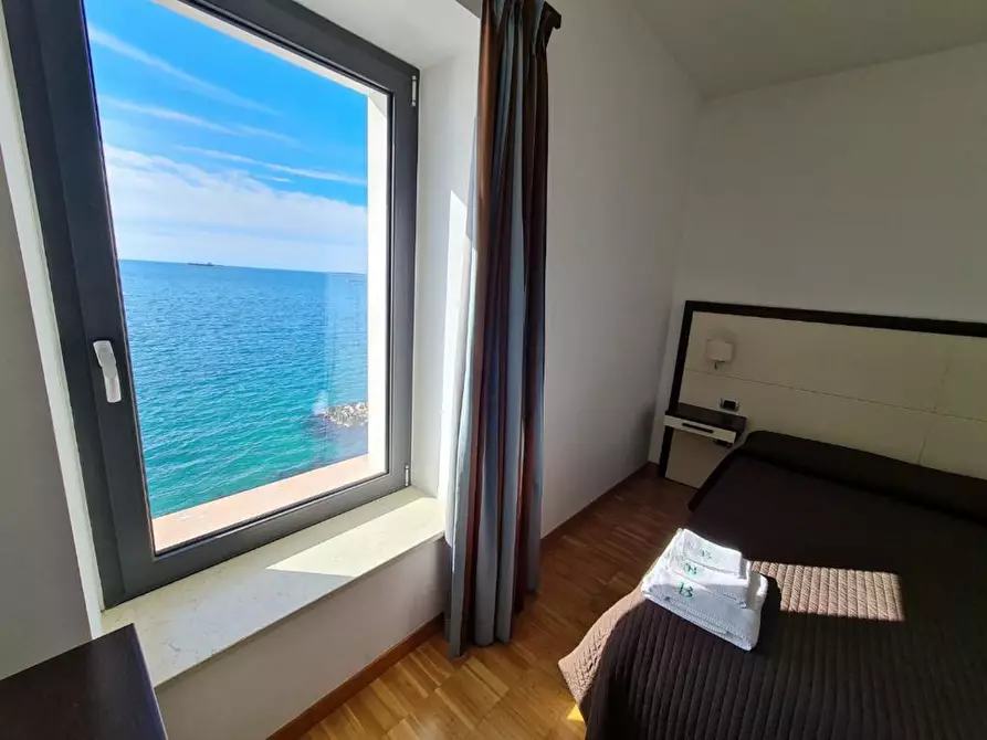 Immagine 20 di Bed & Breakfast in vendita  in Via Giovanni Paisiello 56 a Taranto