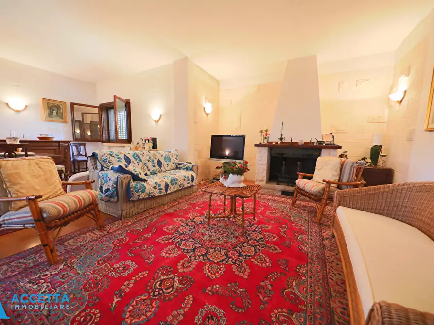 Immagine 11 di Villa in vendita  in Via Girasoli 292 a Taranto
