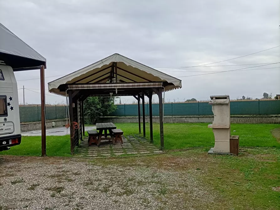 Immagine 48 di Casa indipendente in vendita  in campagna a Monticelli Pavese