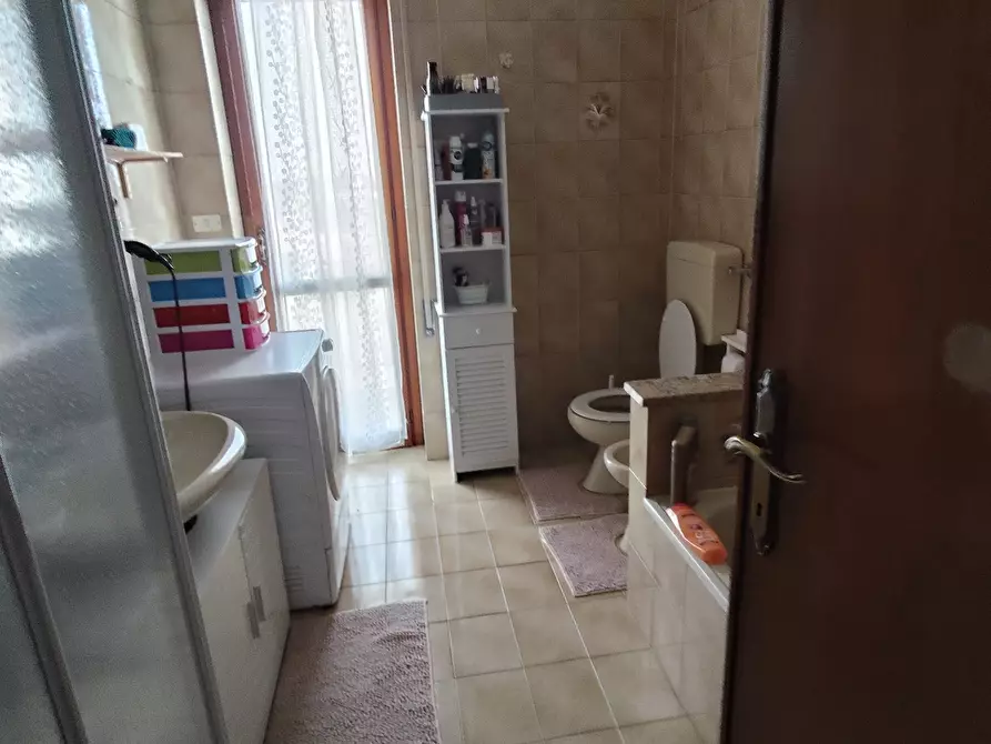 Immagine 19 di Trilocale in vendita  in Via Luigi Einaudi a Castel San Giovanni