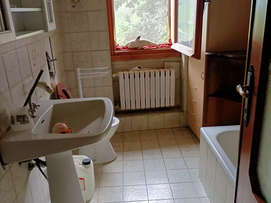 Immagine 38 di Porzione di casa in vendita  in Frazione Croce a Rovescala
