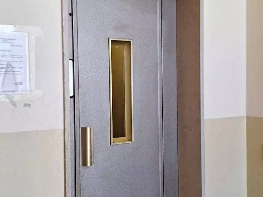 Immagine 9 di Trilocale in vendita  in Via Roma a Pieve Porto Morone