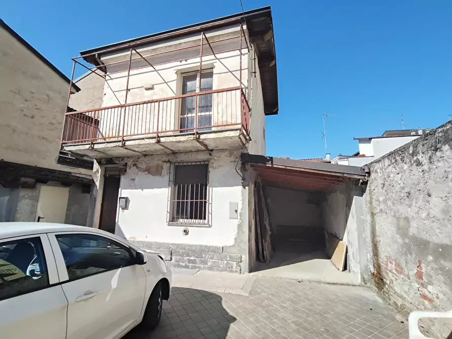 Immagine 15 di Porzione di casa in vendita  in Corso Giacomo Matteotti a Castel San Giovanni