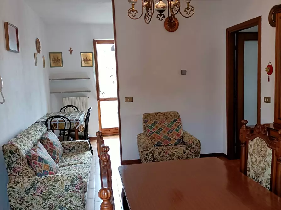 Immagine 2 di Trilocale in affitto  in Via Giacomo Puccini a Pianello Val Tidone