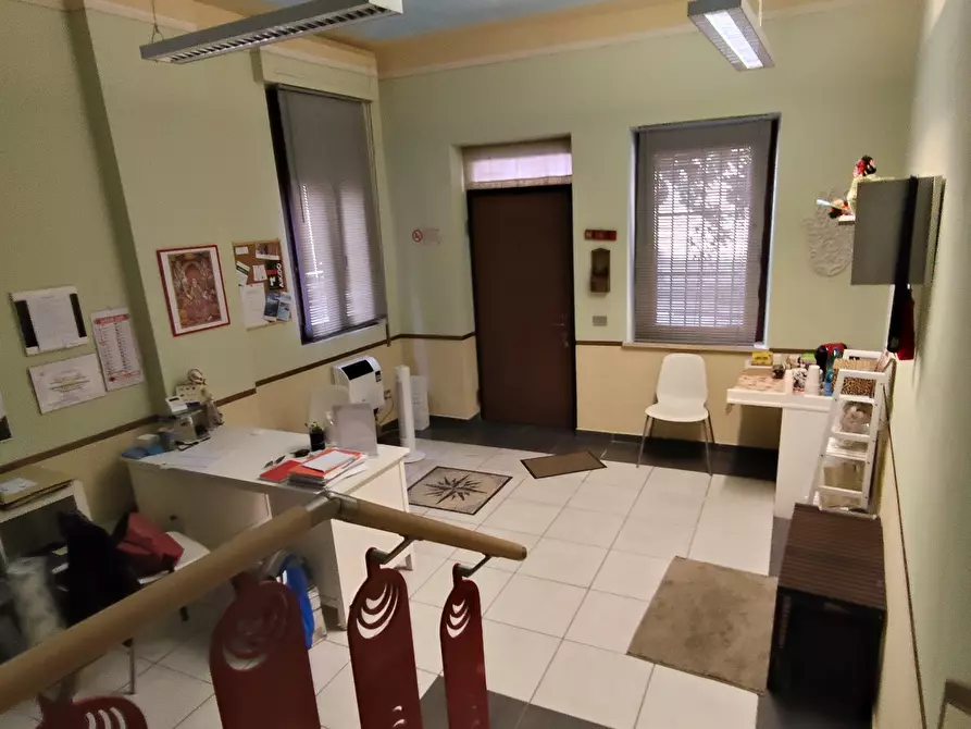 Immagine 12 di Ufficio in vendita  in centrale a Broni