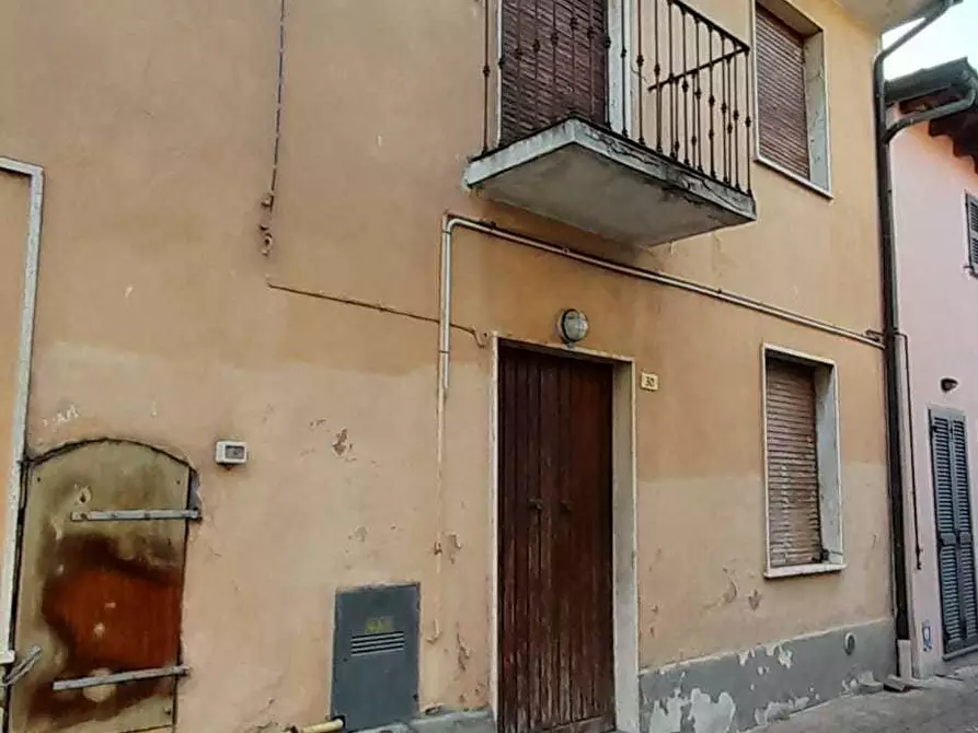 Immagine 25 di Porzione di casa in vendita  in Via Guglielmo Marconi a Ziano Piacentino
