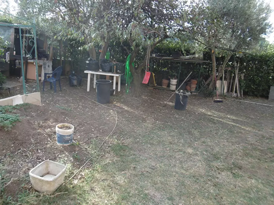 Immagine 20 di Trilocale in vendita  in VIA LORENZO ALLIEVI a Roma