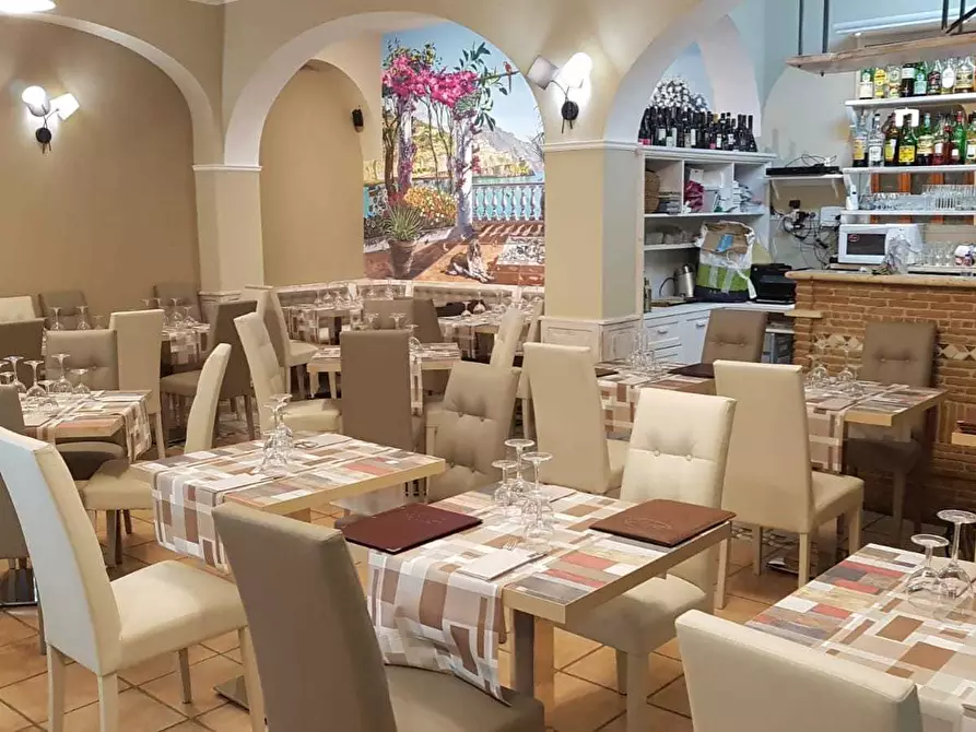 Immagine 3 di Locale commerciale in vendita  in Via Lorenzo D'Amalfi a Amalfi