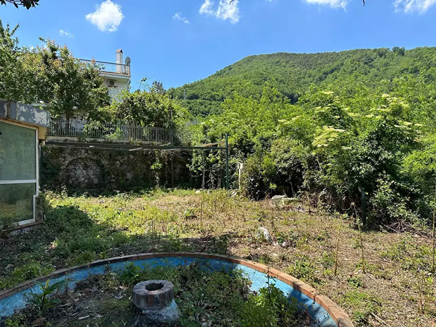 Immagine 18 di Locale commerciale in vendita  in cesinola a Cava De' Tirreni