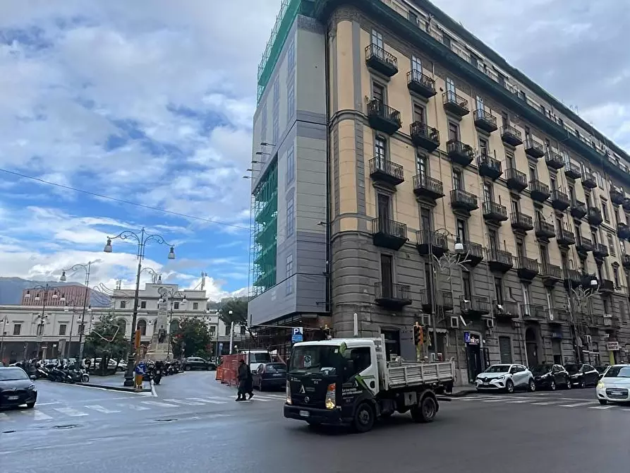 Immagine 16 di Trilocale in vendita  in Corso Giuseppe Garibaldi a Salerno