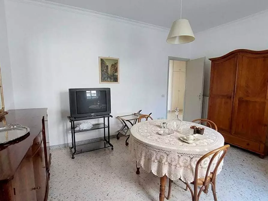 Immagine 15 di Quadrilocale in vendita  in Via XX Settembre 61 a Salerno