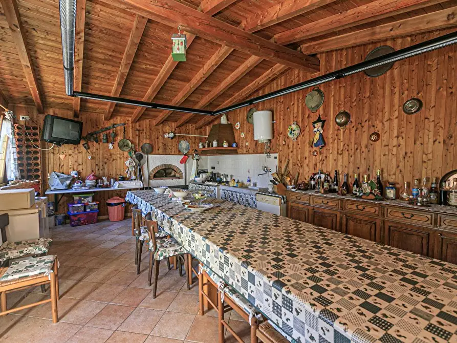 Immagine 79 di Pentalocale in vendita  in Via Costigliolo a Mignanego