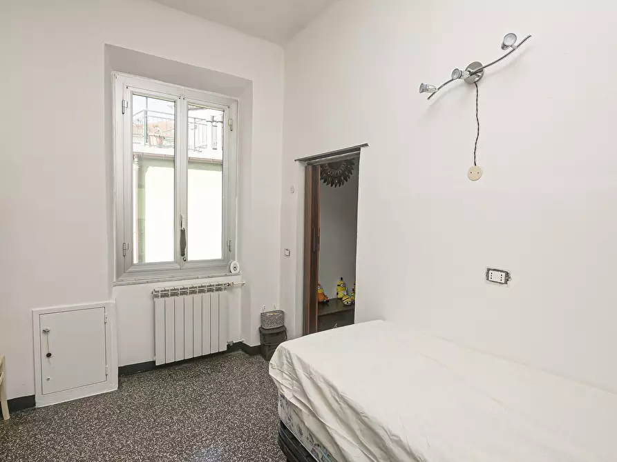 Immagine 10 di Trilocale in vendita  in Via Campo di Tiro 17 a Genova