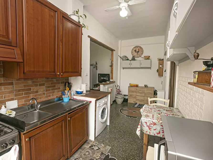 Immagine 5 di Trilocale in vendita  in Via Campo di Tiro 17 a Genova