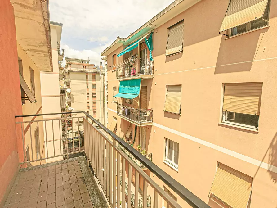 Immagine 30 di Pentalocale in vendita  in Via alcide de gasperi 28 a Campomorone