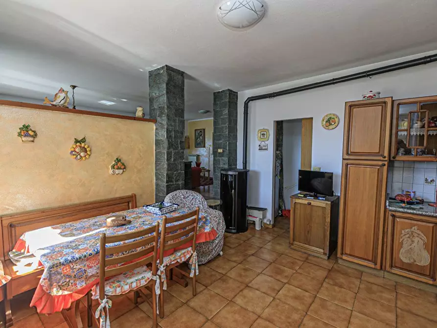 Immagine 4 di Pentalocale in vendita  in Via Costigliolo a Mignanego