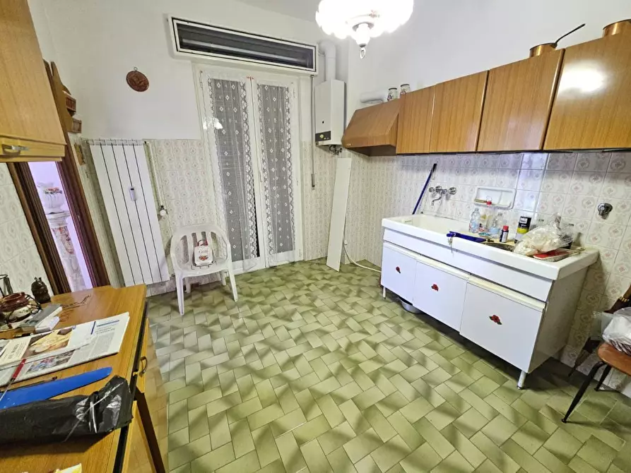 Immagine 11 di Quadrilocale in vendita  in Via Domenico Carli a Genova