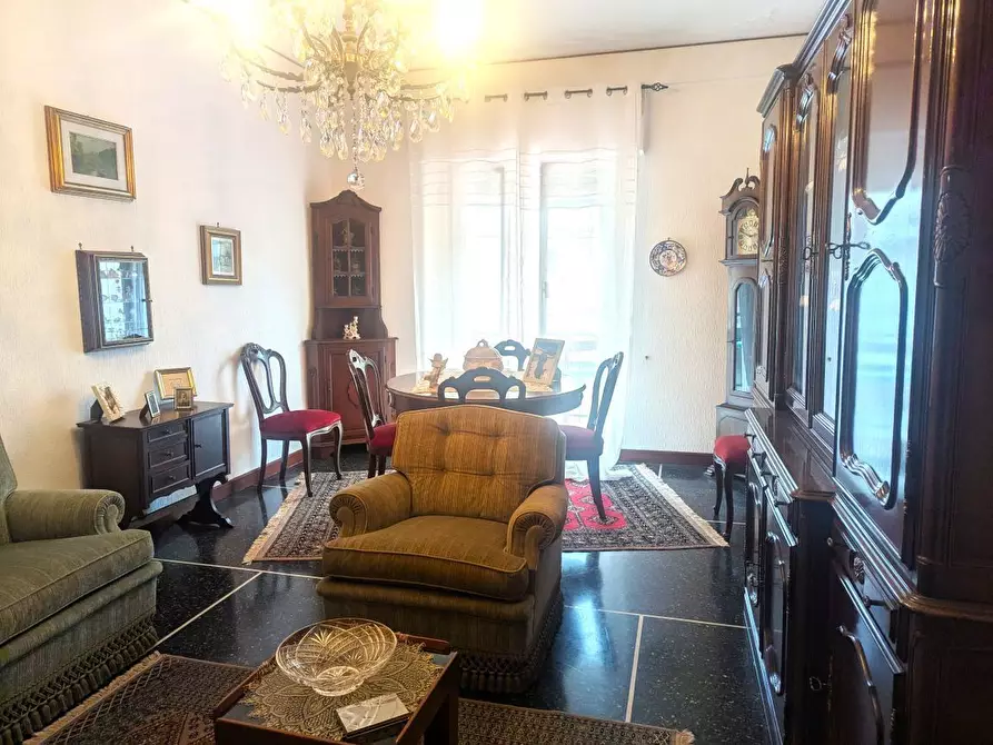 Immagine 6 di Trilocale in vendita  in Via Campomorone 40R a Genova