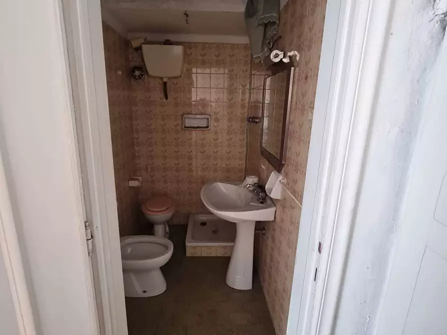 Immagine 24 di Bilocale in vendita  in Via Val D'Astico 1 a Genova