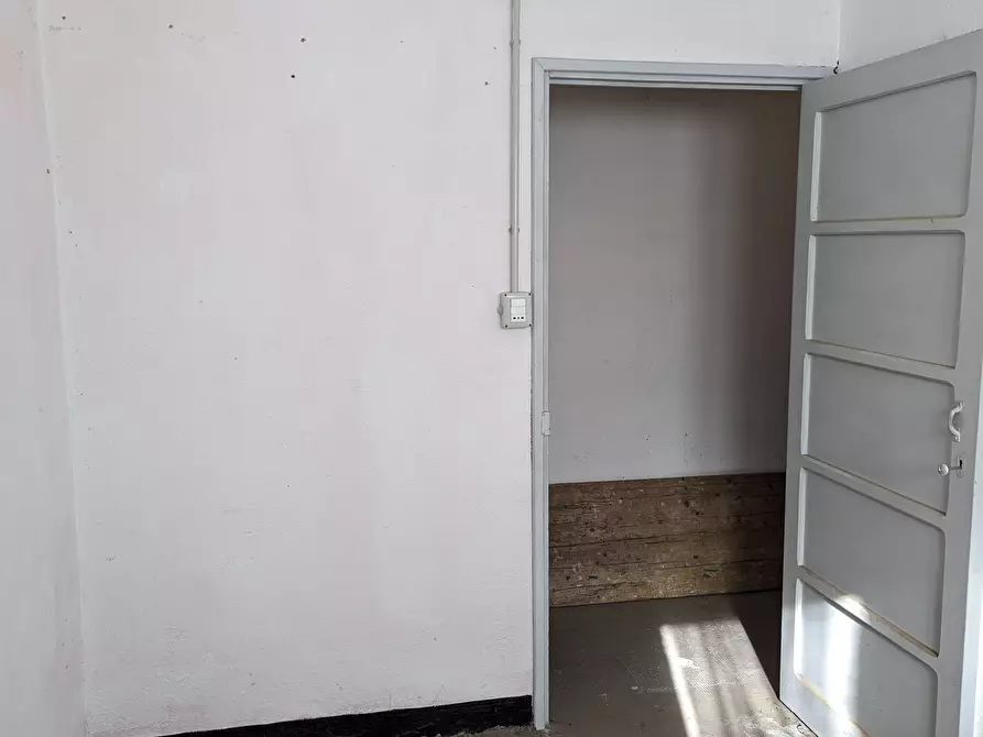 Immagine 10 di Quadrilocale in vendita  in Via Padre Francesco Borghero 33 a Ronco Scrivia