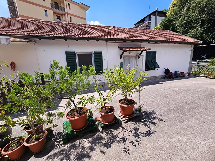 Immagine 27 di Trilocale in vendita  in Via Orazio Brignola 3 a Mignanego