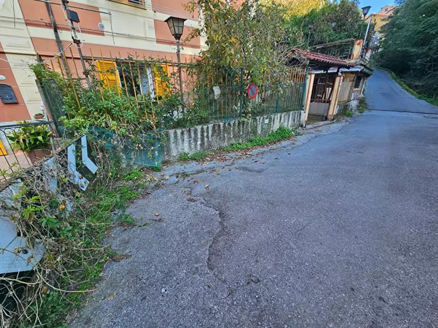 Immagine 34 di Bilocale in vendita  in Via campomorone 93 a Genova